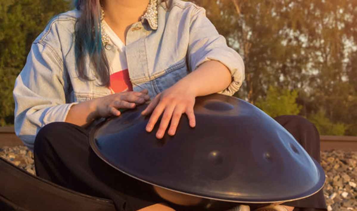 آموزش هنگ درام: یادگیری ساز آرامش و خلاقیت از مبتدی تا حرفه‌ای